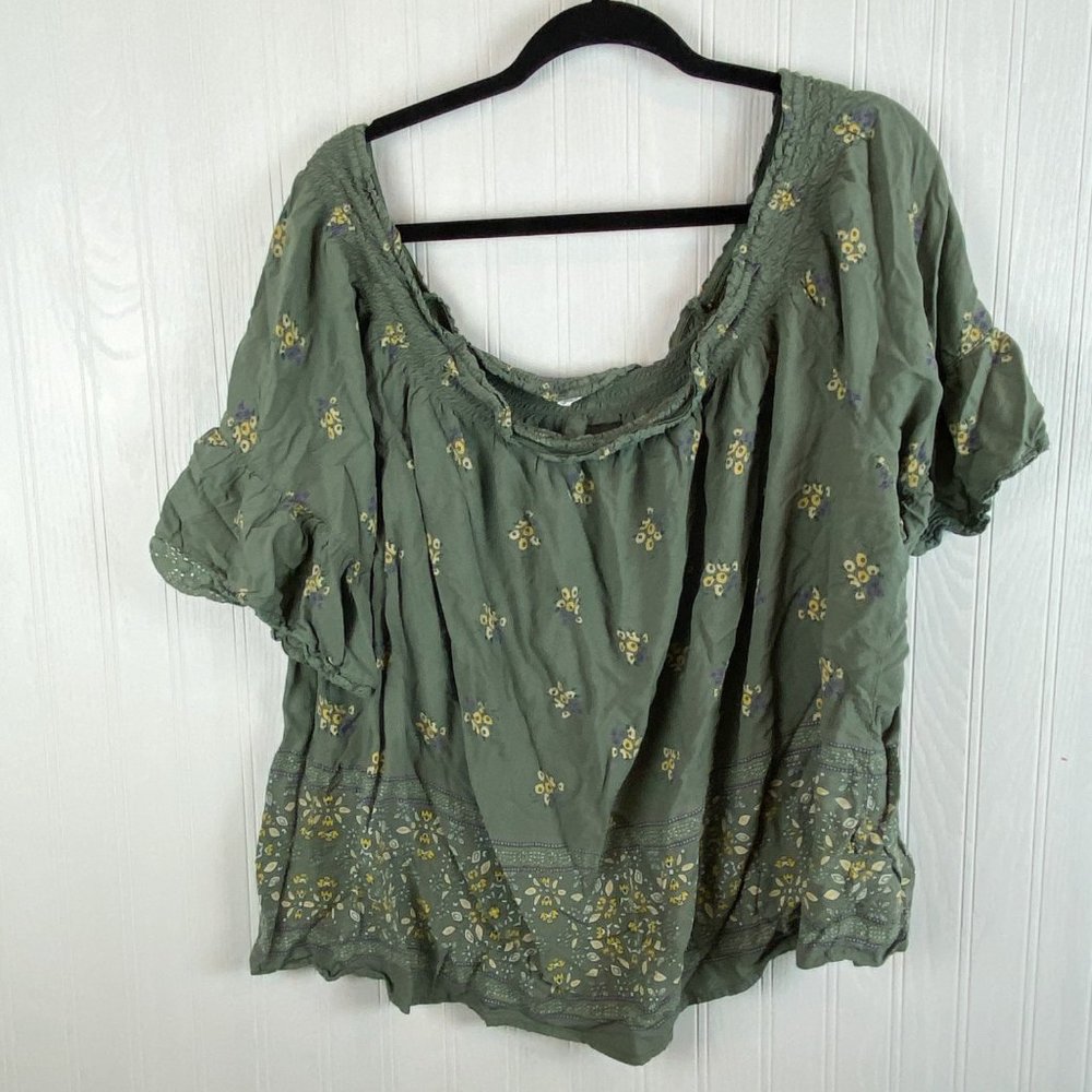 Maurice’s womens olive boho top size‎ 3